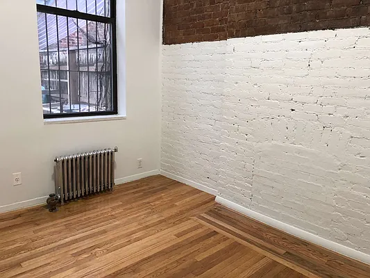 Rented by Michael Palmieri, LREB | media 23