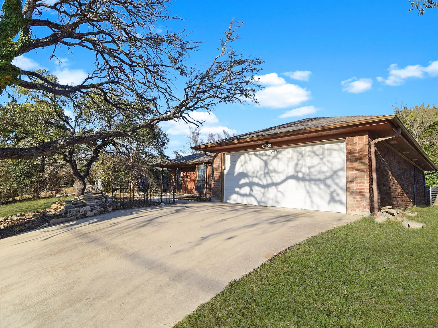 2213 Phyllis Dr, Copperas Cove — Photo 2