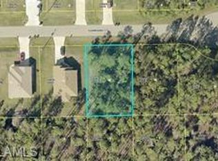 185 Townsend Ct, Lehigh Acres, FL 33972