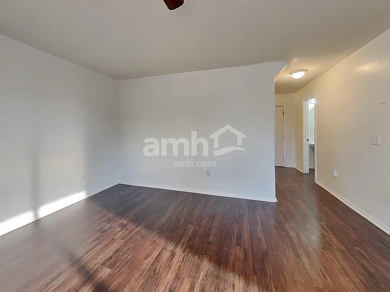 10508 E Olla Ave — Photo 7