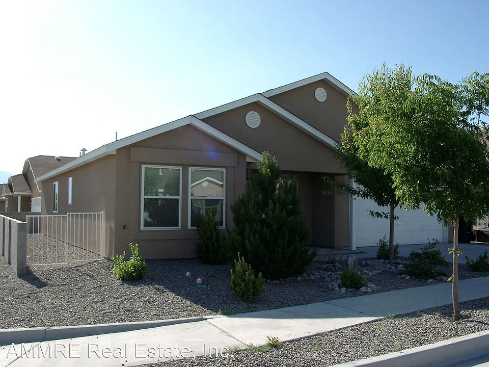1st image of 10904 Bandelier Dr NW