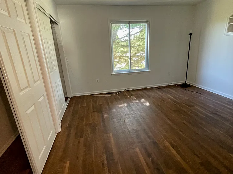 203 Sawmill Rd — Photo 6