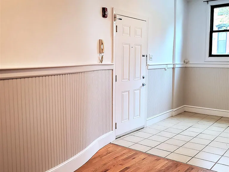 515 Manila Ave #1A — Photo 2
