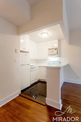 Rented by Mirador Real Estate | media 14