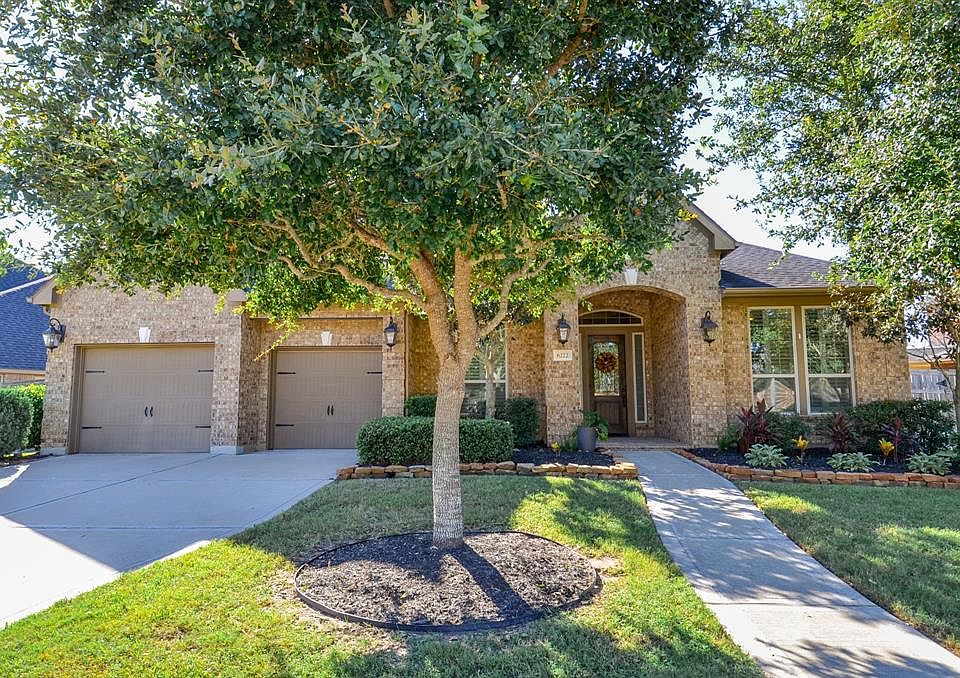 1st image of 6222 S Saddle Creek Ln