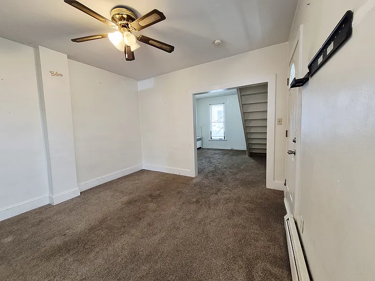 68 Green Pl #1 — Photo 11