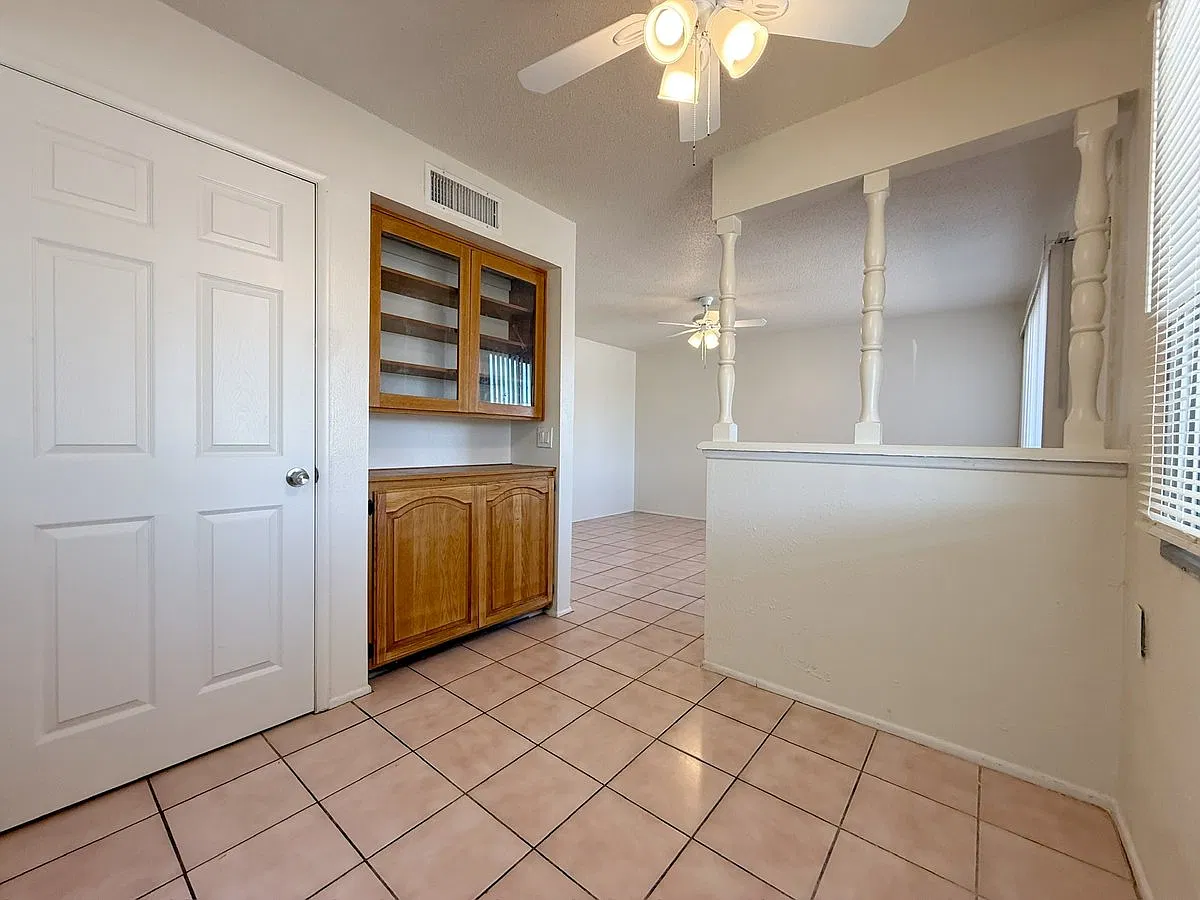 12812 N. 111th Dr. — Photo 4