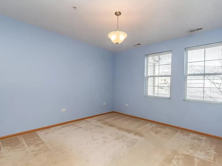 2305 Aurora Dr #1 — Photo 6