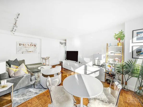 225 E 36th St APT 4K, Manhattan, NY 10016