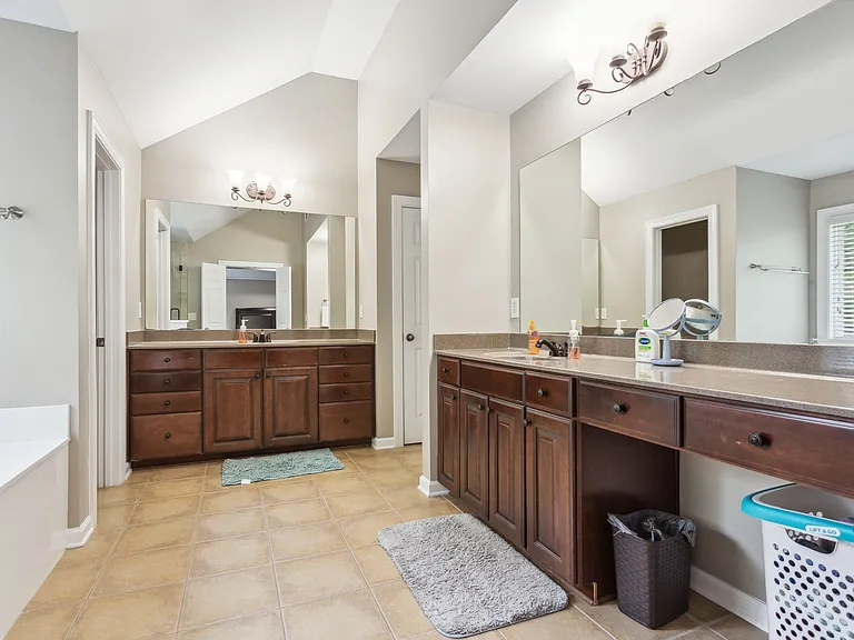 4735 Shiloh Crossing Way — Photo 27