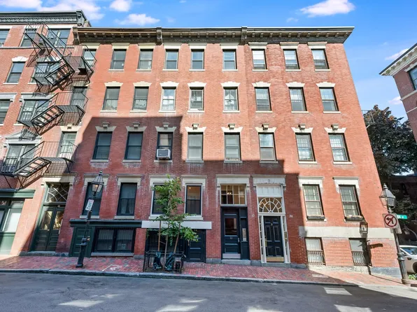 11 Revere St APT 1, Boston, MA 02114