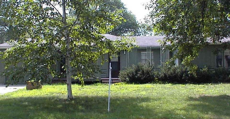 1st image of 109 E Glencrest Dr