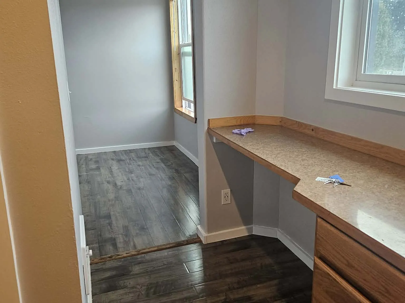 Studio, 250 sqft, $1,100 — Photo 3