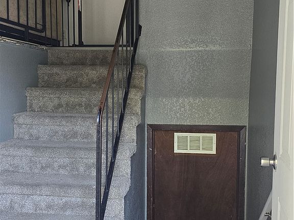 2nd image of 384 Jefferson St