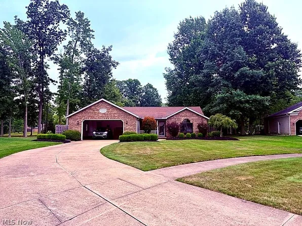 6625 Pear Tree Ln, Mentor, OH 44060