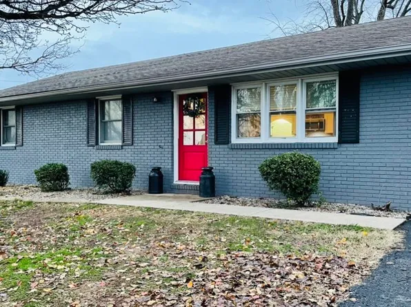 128 Long Meadow Dr, Greensburg, KY 42743