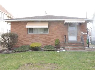 4039 E 42nd St, Newburgh Heights, OH 44105