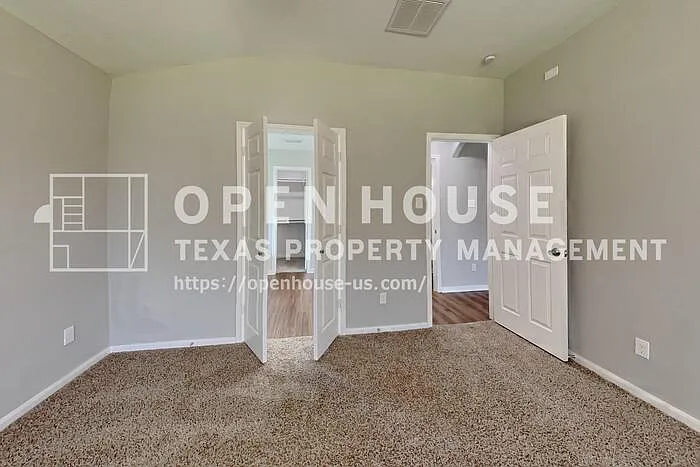 5803 Village Grove Dr — Photo 9