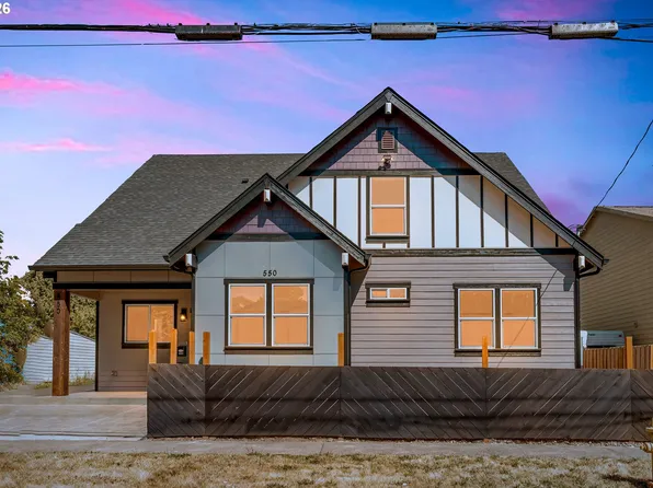 550 SE 8th Ave, Hillsboro, OR 97123