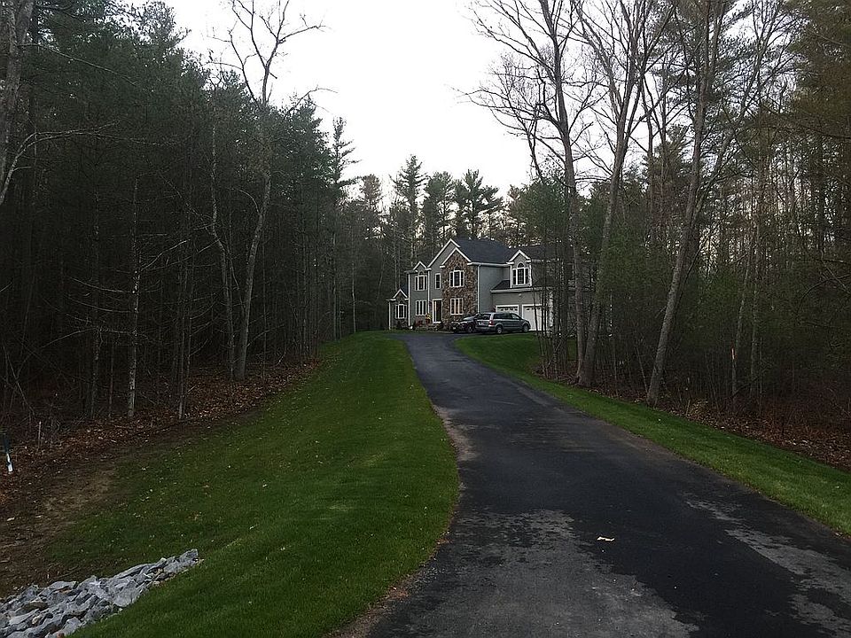 1st image of 8 Rolling Pines Dr