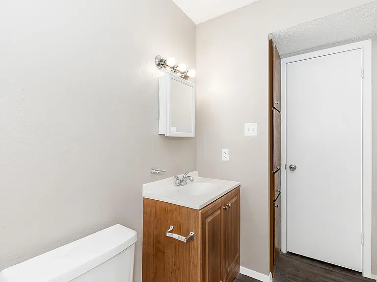 Cleburne Oaks — Photo 12