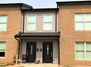 1050 6th St, Charleston, WV 25302