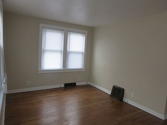 2nd image of 1810 Milburn Blvd