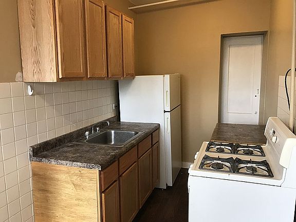 4th image of 3037 W Lawrence Ave APT 2C