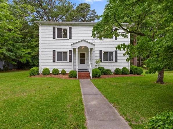 3117 Sterling Point Dr, Portsmouth, VA 23703