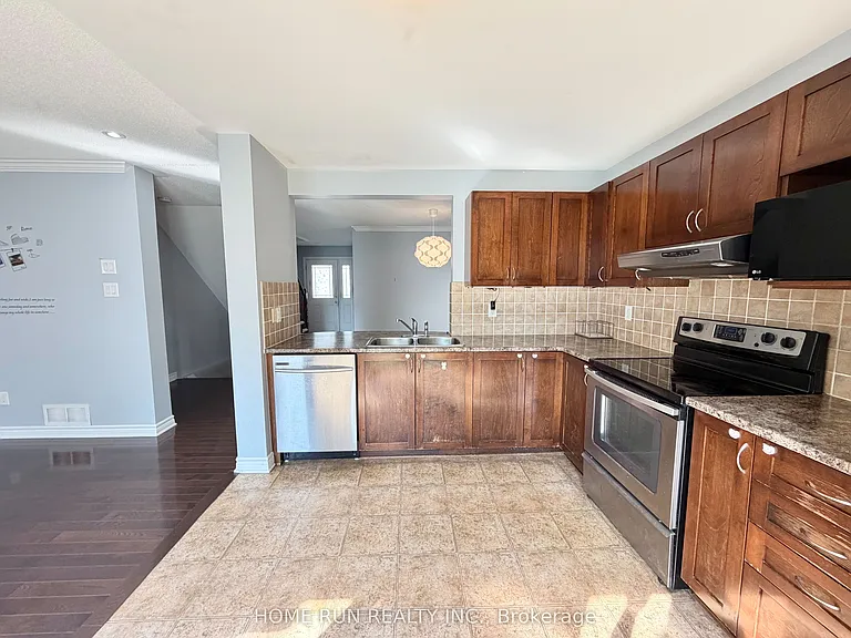114 Glendore St — Photo 20