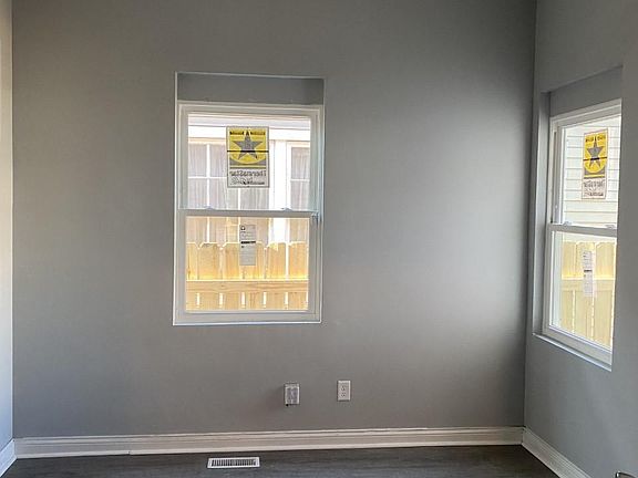 5th image of 1529 Lawton Ave