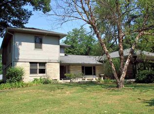 916 S Highland Ave, Bloomington, IN 47401