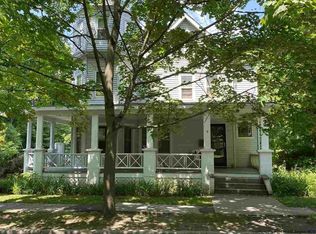 3 N Oakwood Ter, New Paltz, NY 12561