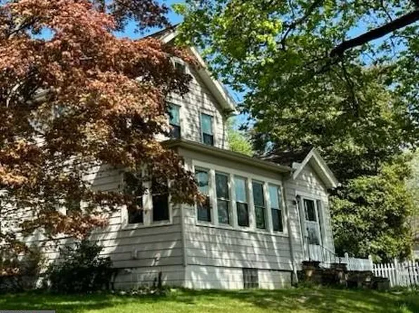 207 Delaware Ave, Fieldsboro, NJ 08505