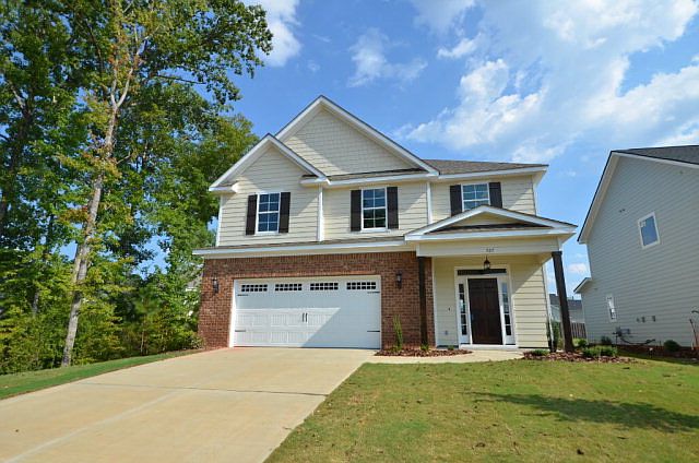 1st image of 527 Kirkwood Dr