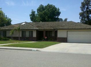 371 Trinity Cir, Hanford, CA 93230