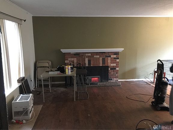 4th image of 12412 127th St E