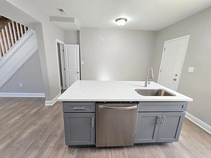 3169 Ravenwood Ave — Photo 13