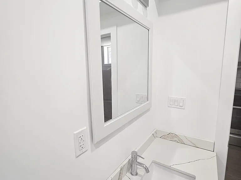 84 Beland Ave N #BASEMENT — Photo 9