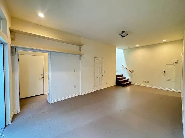 751 N Harper Ave — Photo 19