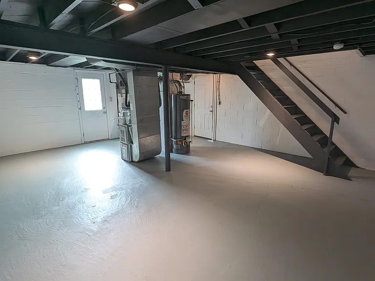 4235 Willow Ave — Photo 9