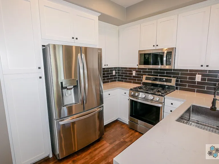 8744 Concourse Ct — Photo 3