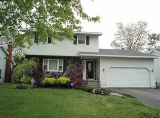 1220 Coplon Ave, Schenectady, NY 12309