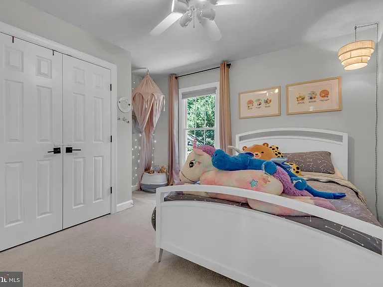 2816 Bargate Ct — Photo 37