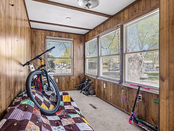 4th image of 651 Mackubin St