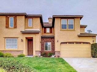 16426 Ridge Field Dr, Riverside, CA 92503