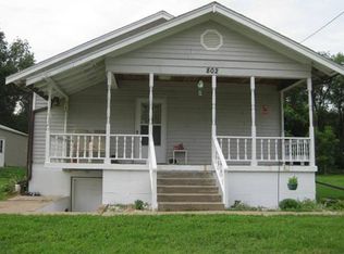 802 Elliott St, Manhattan, KS 66502