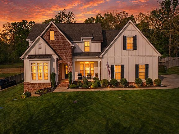 3rd image of 7203 Ragland Pl
