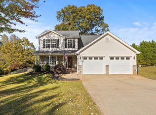 104 Whipple Ln, Taylors, SC 29687