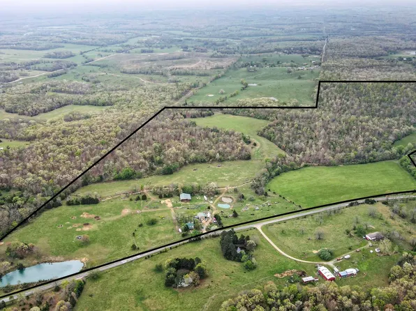 4420 State Route Dd, Willow Springs, MO 65793